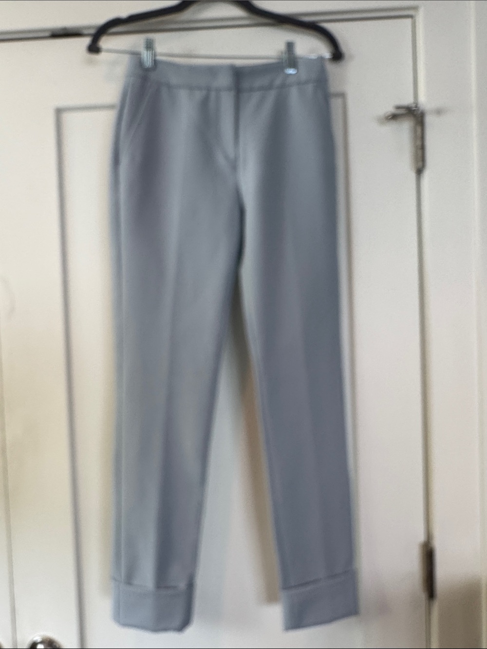 Armani Collezioni Slim Tailored Cuffed Ankle Pants in Light Gray Size 2